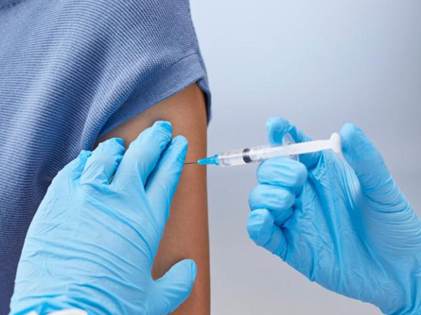 after-vaccination-why-continuous-body-temperature-monitoring-is-still-necessary1.jpg